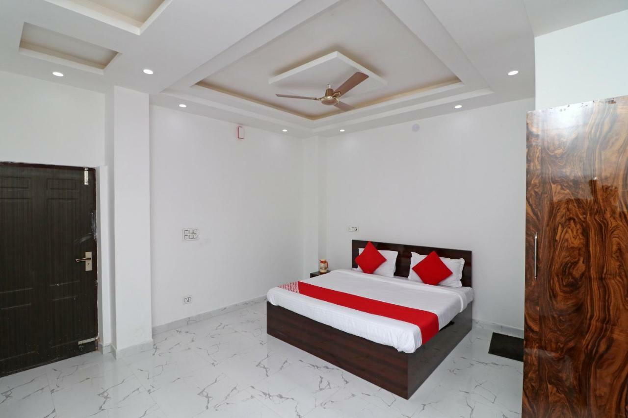 Oyo 29755 Hotel Jammu Airlines Εξωτερικό φωτογραφία